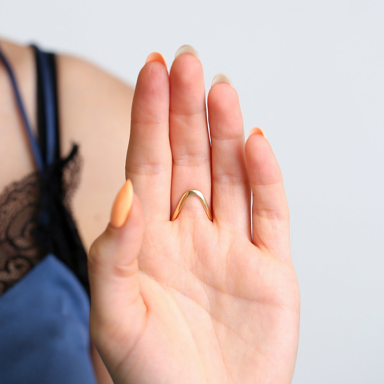 V shape sales finger ring